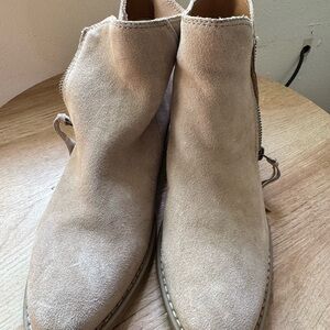 White Mountain Tan Suede Ankle Boots